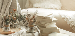 Home Cozy Interior Room With Books Dried Flowers Vase (1)